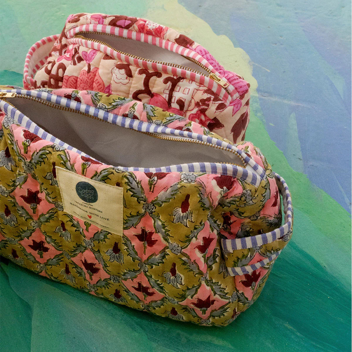 Make Up Bag - Doing Goods