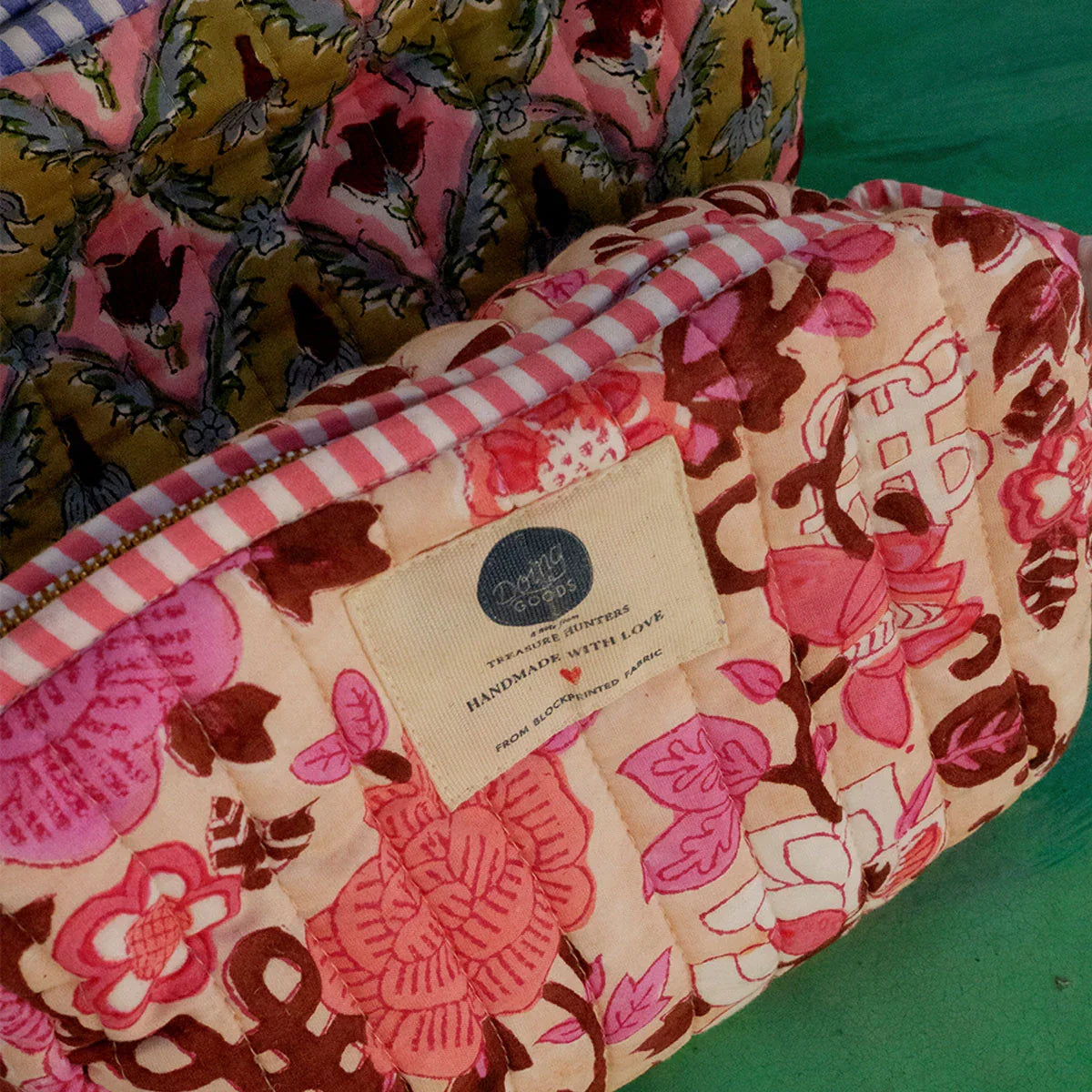 Make Up Bag - Doing Goods