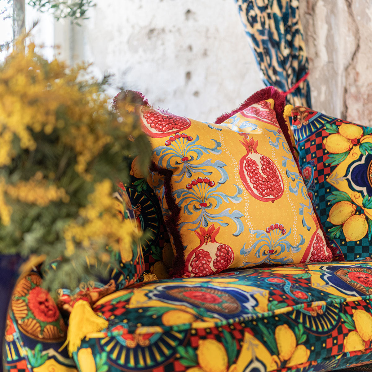 Melagranata Cushion - Mind The Gap