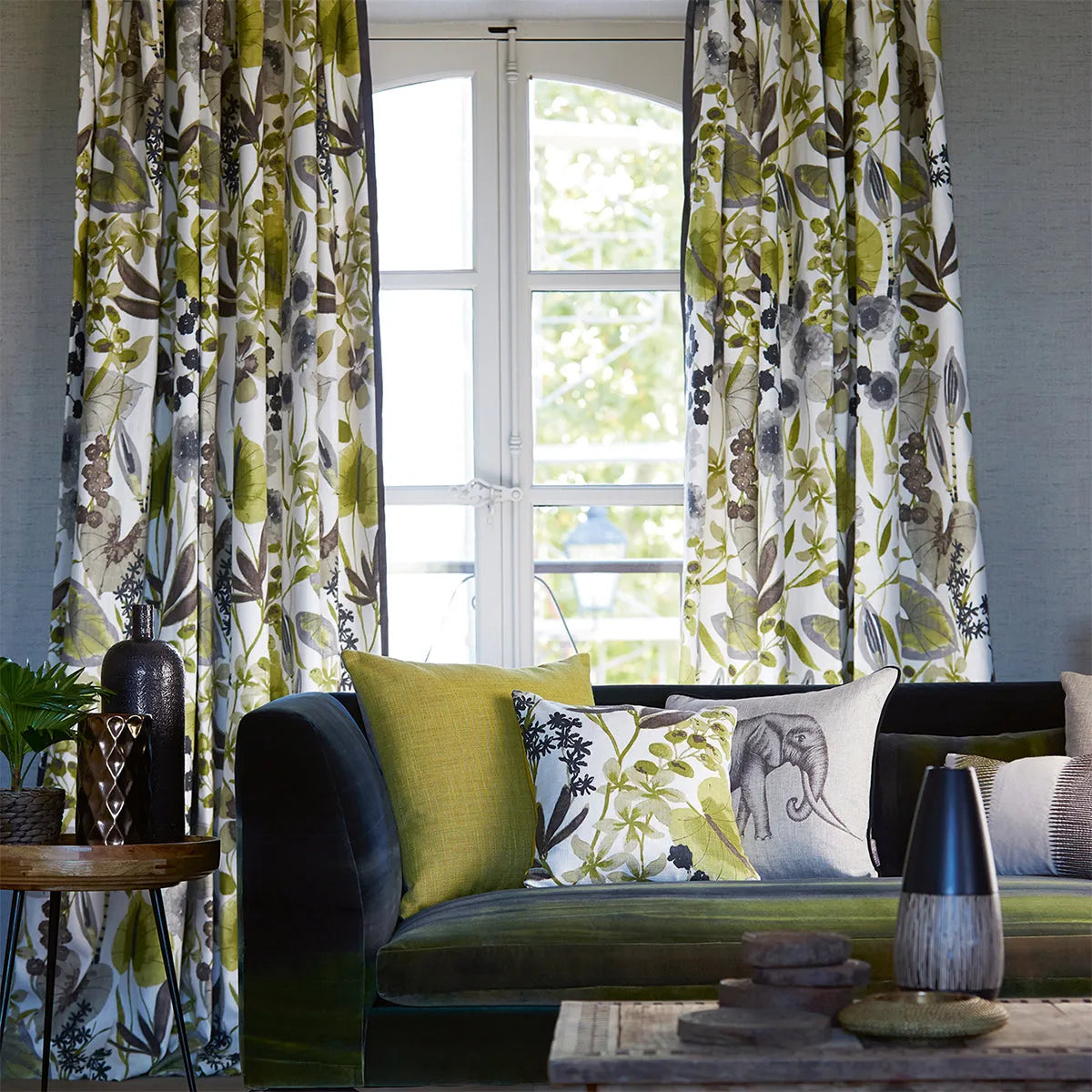 Nalina Fabric - Harlequin