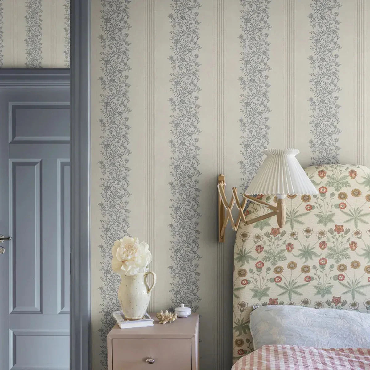 Natalie Wallpaper - Sandberg