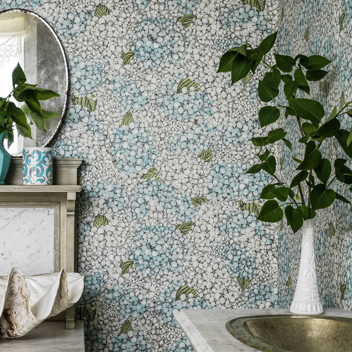 Cole &amp; Son &#39;Ortensia - Blue &amp; Cream&#39; Wallpaper