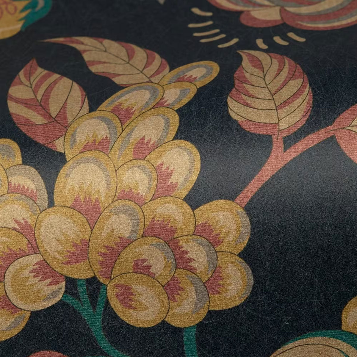 Palampore Trail Wallpaper - Liberty