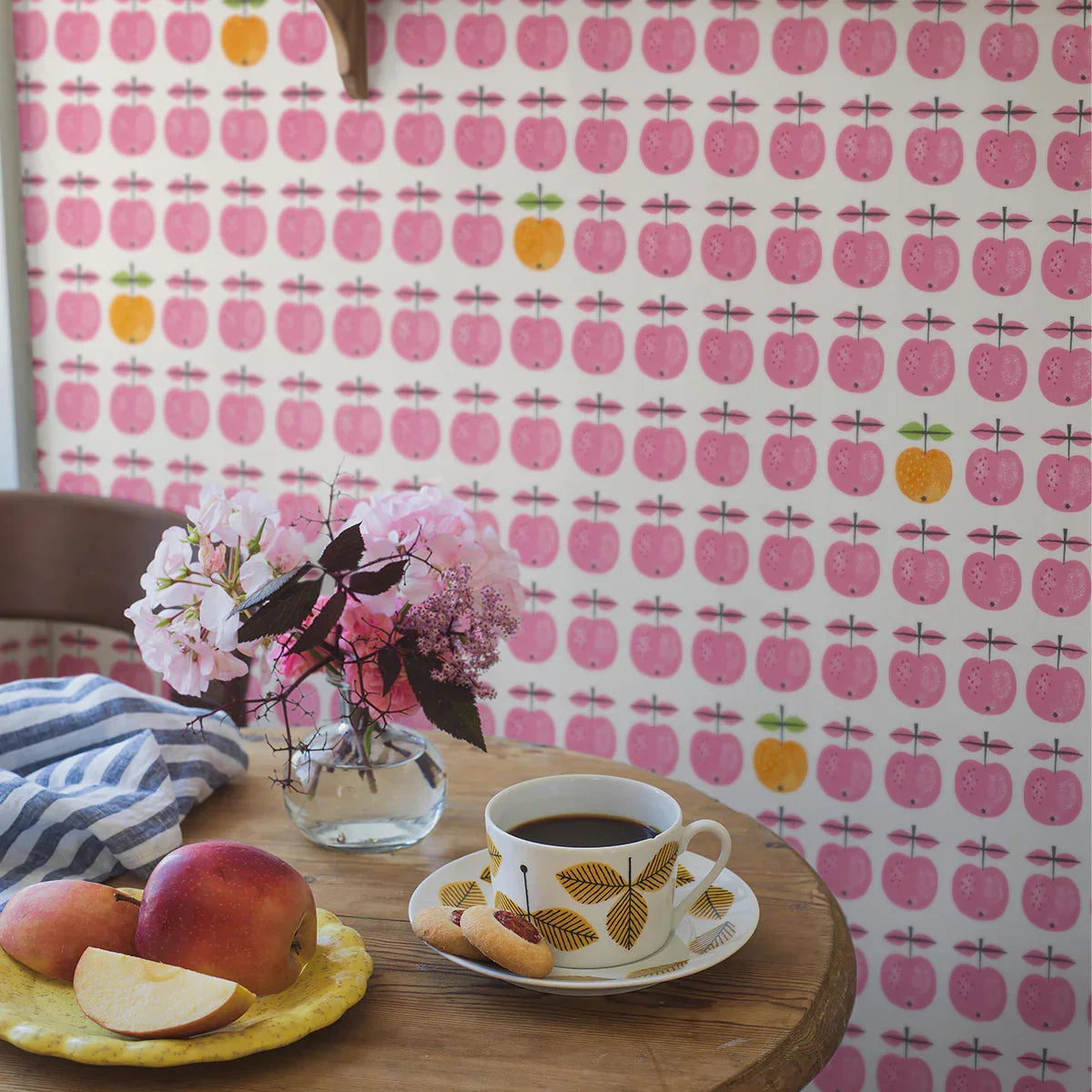 Pall Wallpaper - Borastapeter