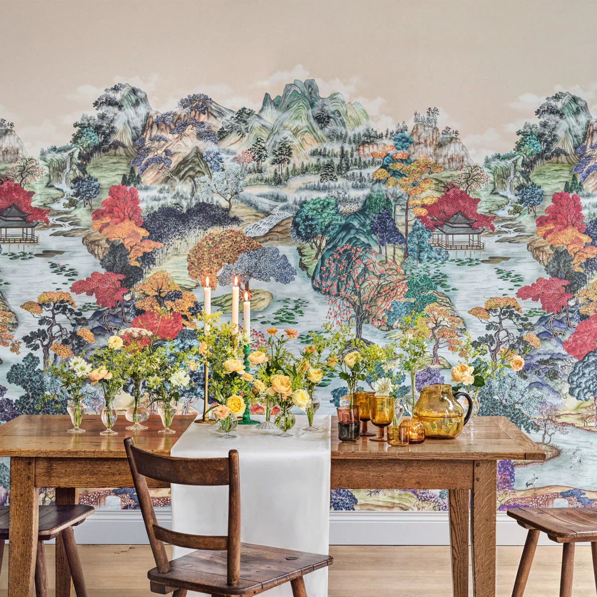 Pavilion Wallpaper - Cole & Son