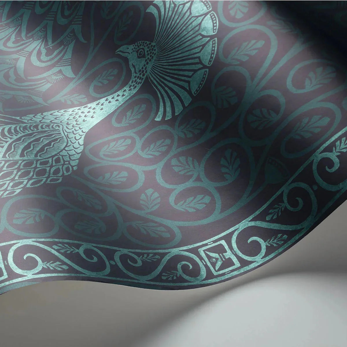 Pavo Parade Wallpaper - Cole & Son