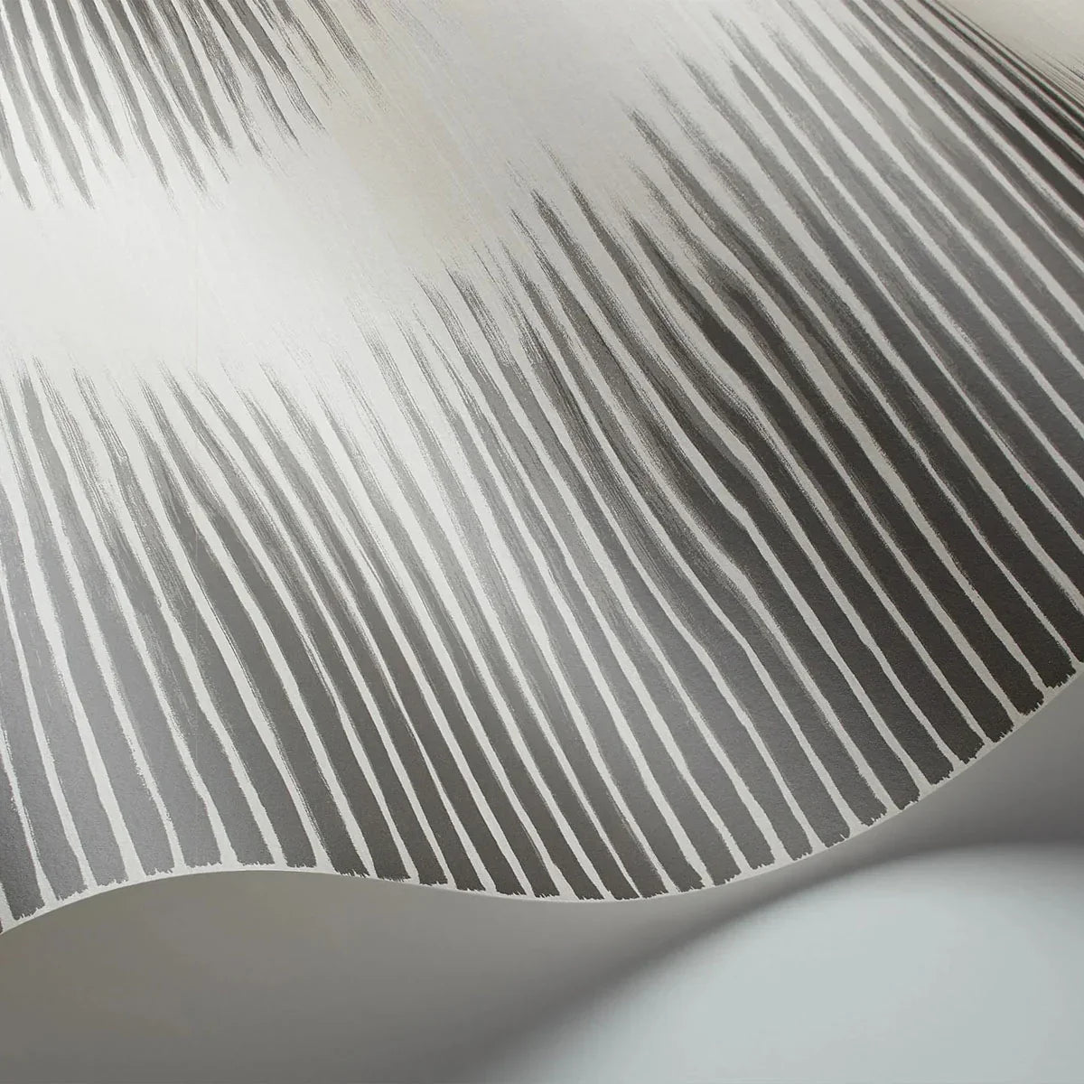 Plume Wallpaper - Cole & Son