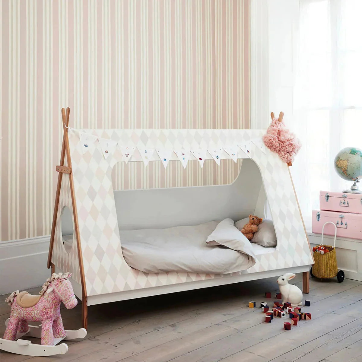 Polo Stripe Wallpaper - Cole & Son