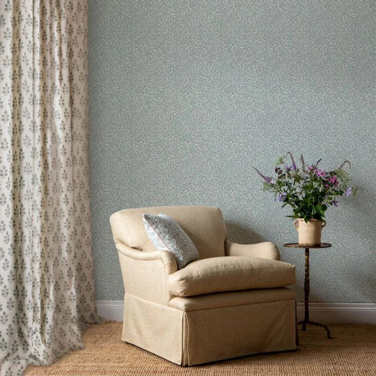Poppy Sprig Fabric - GP&J Baker