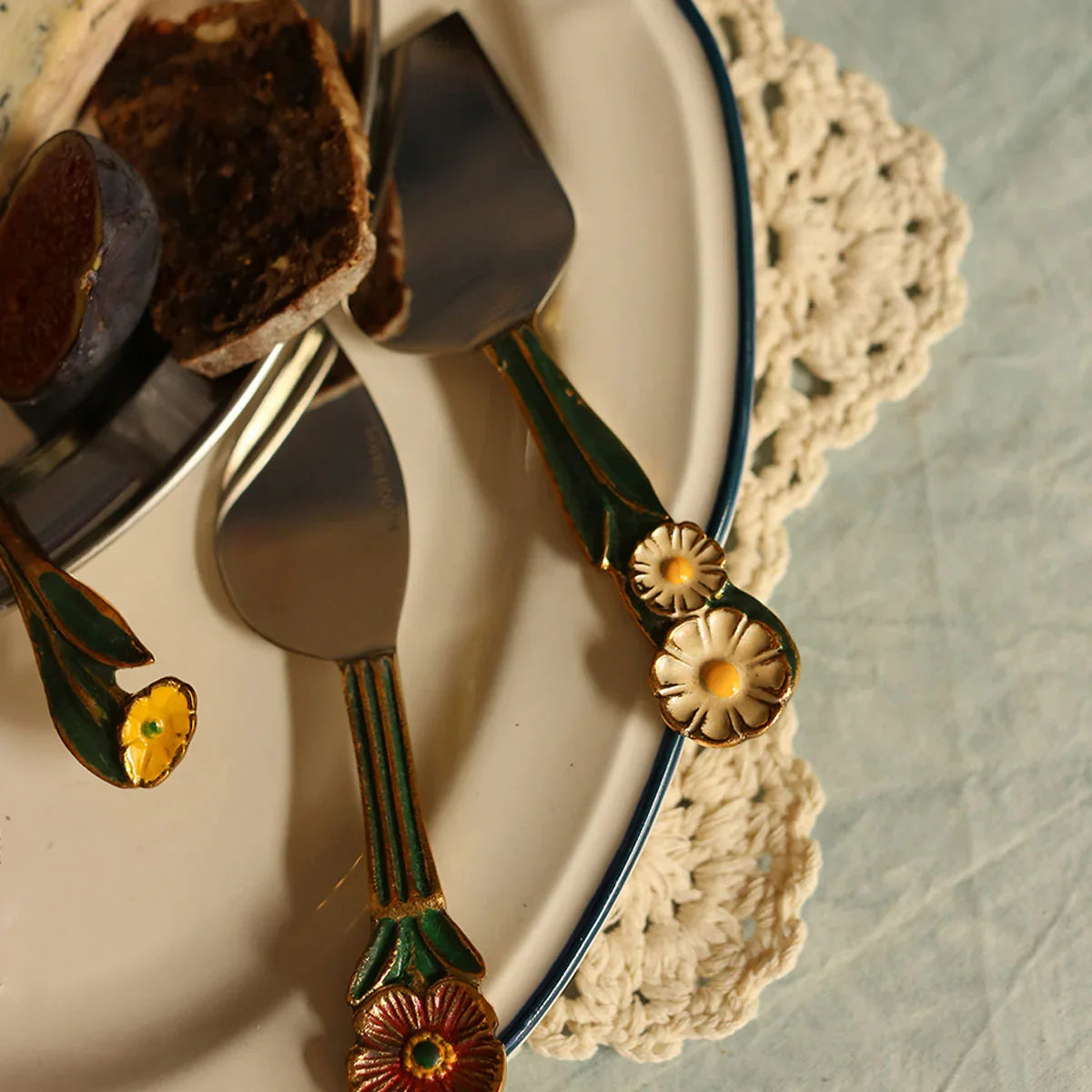 Posy Cheese Set in Giftbox - Doing Goods