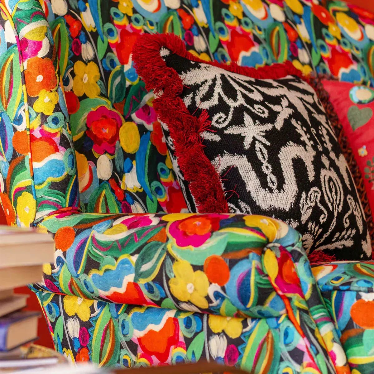 Queen's Garden Fabric - Mind The Gap