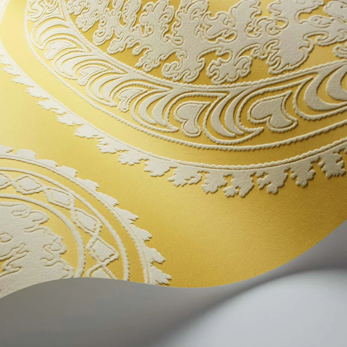 Rajapur Flock Wallpaper - Cole & Son