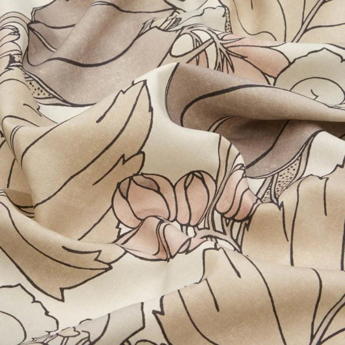 Regency Tulip Linen Fabric - Liberty - Courthouse Interiors
