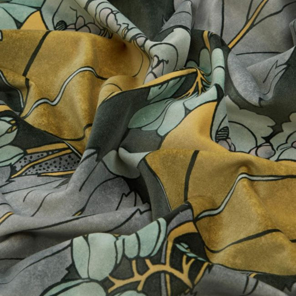 Regency Tulip Fabric - Liberty
