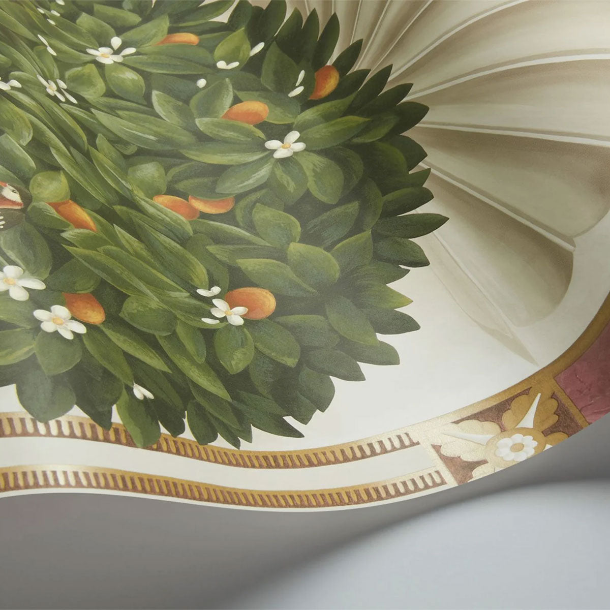 Royal Jardiniere Wallpaper - Cole & Son