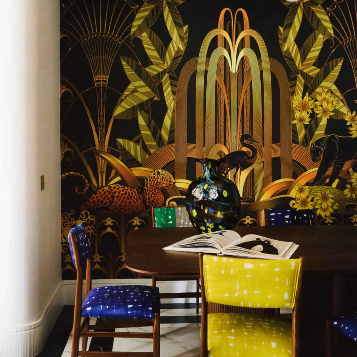 Rue Babylone Mural Wallpaper - Coordonne