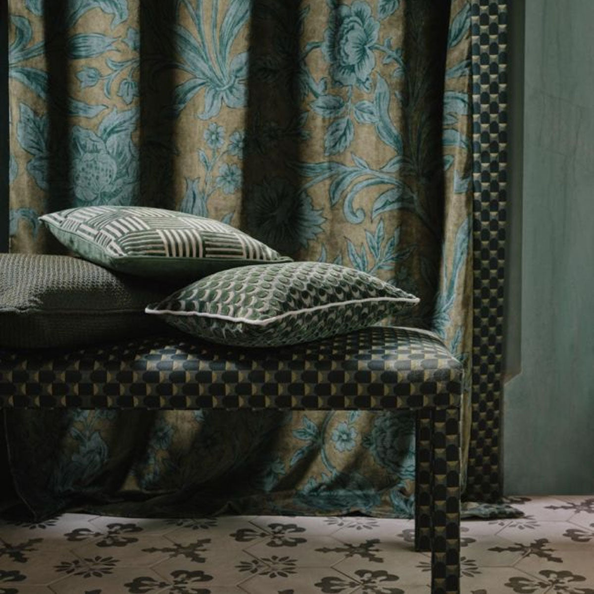 Sambourne Vine Velvet Fabric - Liberty