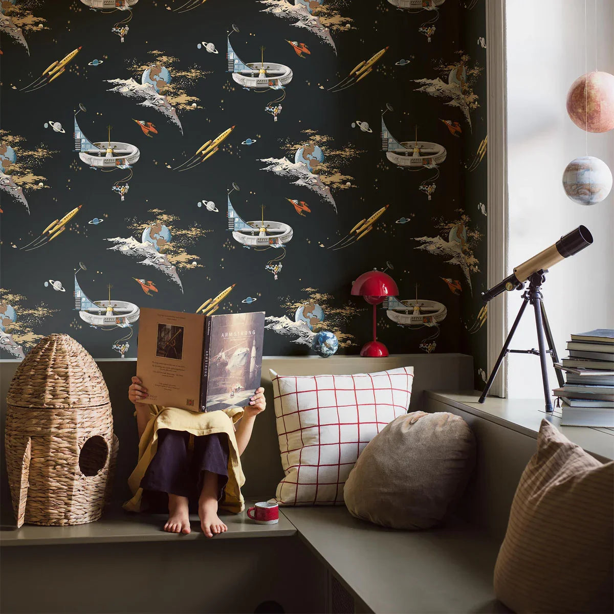 Space Adventure Wallpaper - Borastapeter