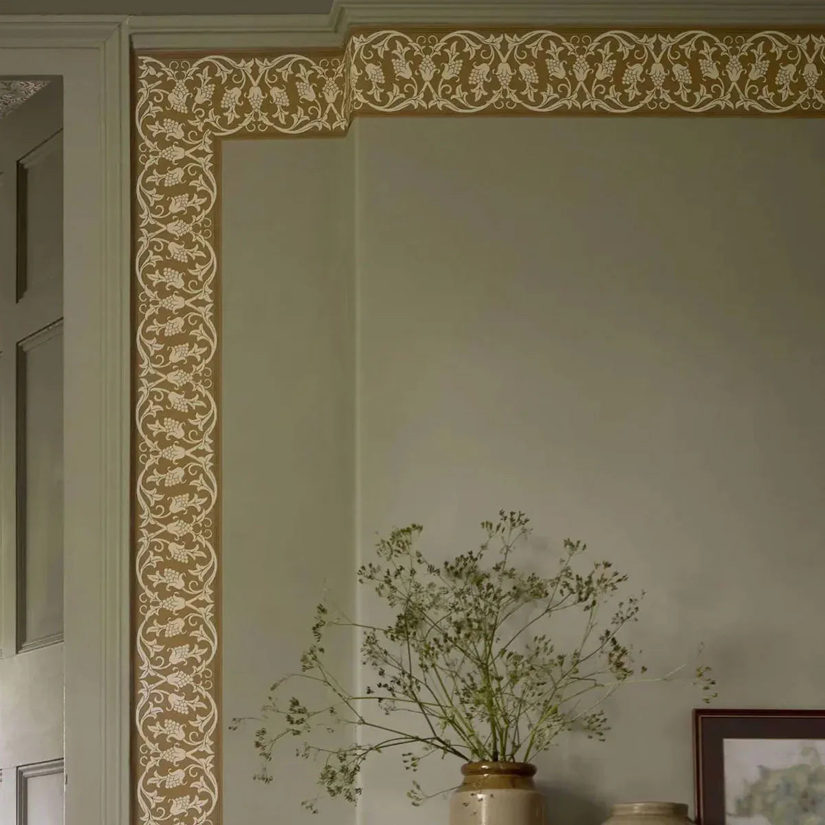 St Johns Border Border Wallpaper - Morris & Co