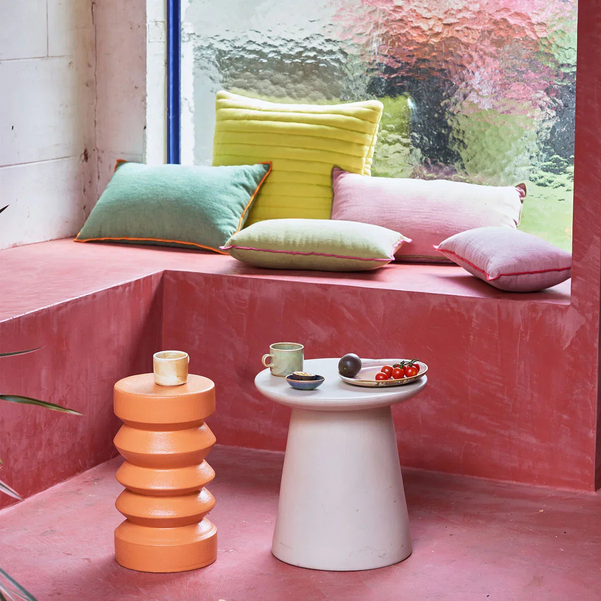 Stoneware Side Table - HKLIVING