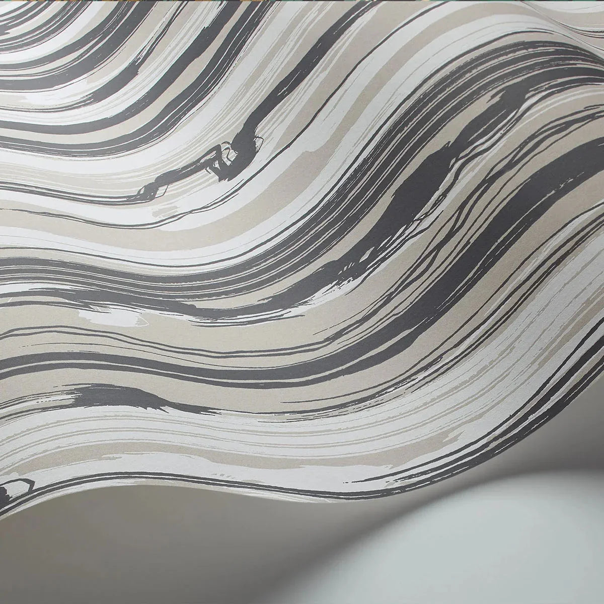 Strand Wallpaper - Cole & Son