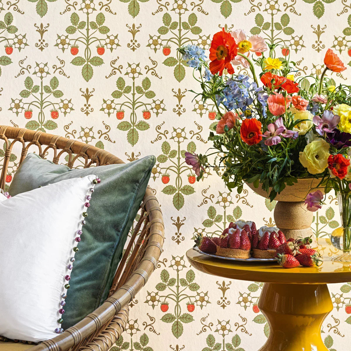 Strawberry Wallpaper - Cole & Son