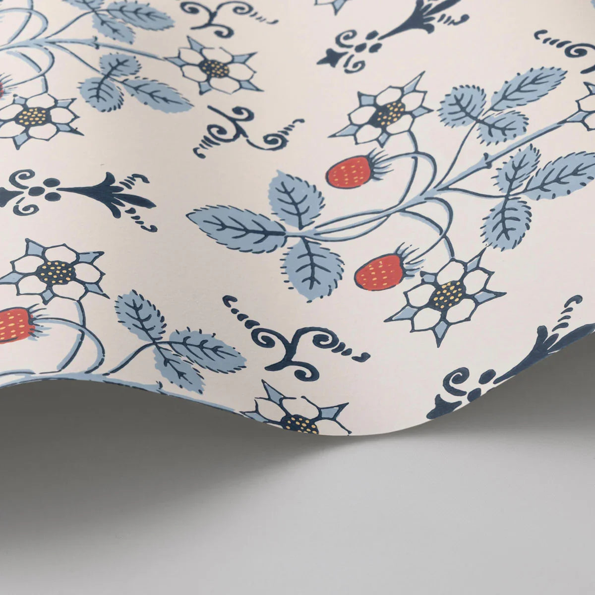 Strawberry Wallpaper - Cole & Son