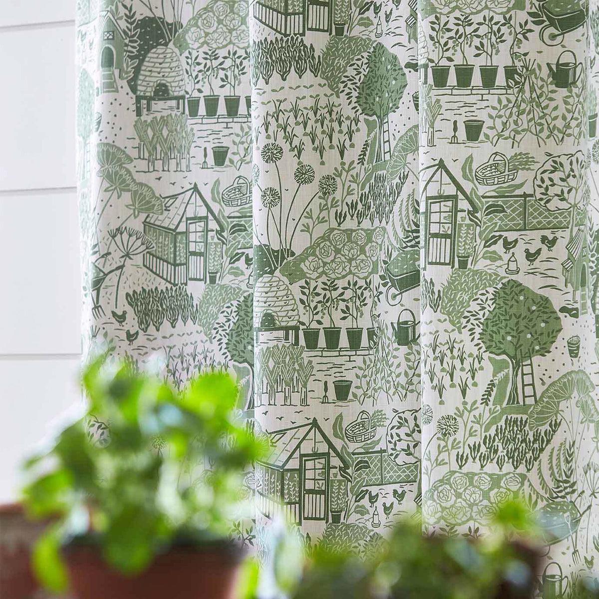 Sanderson &#39;The Allotment - Fennel&#39; Fabric