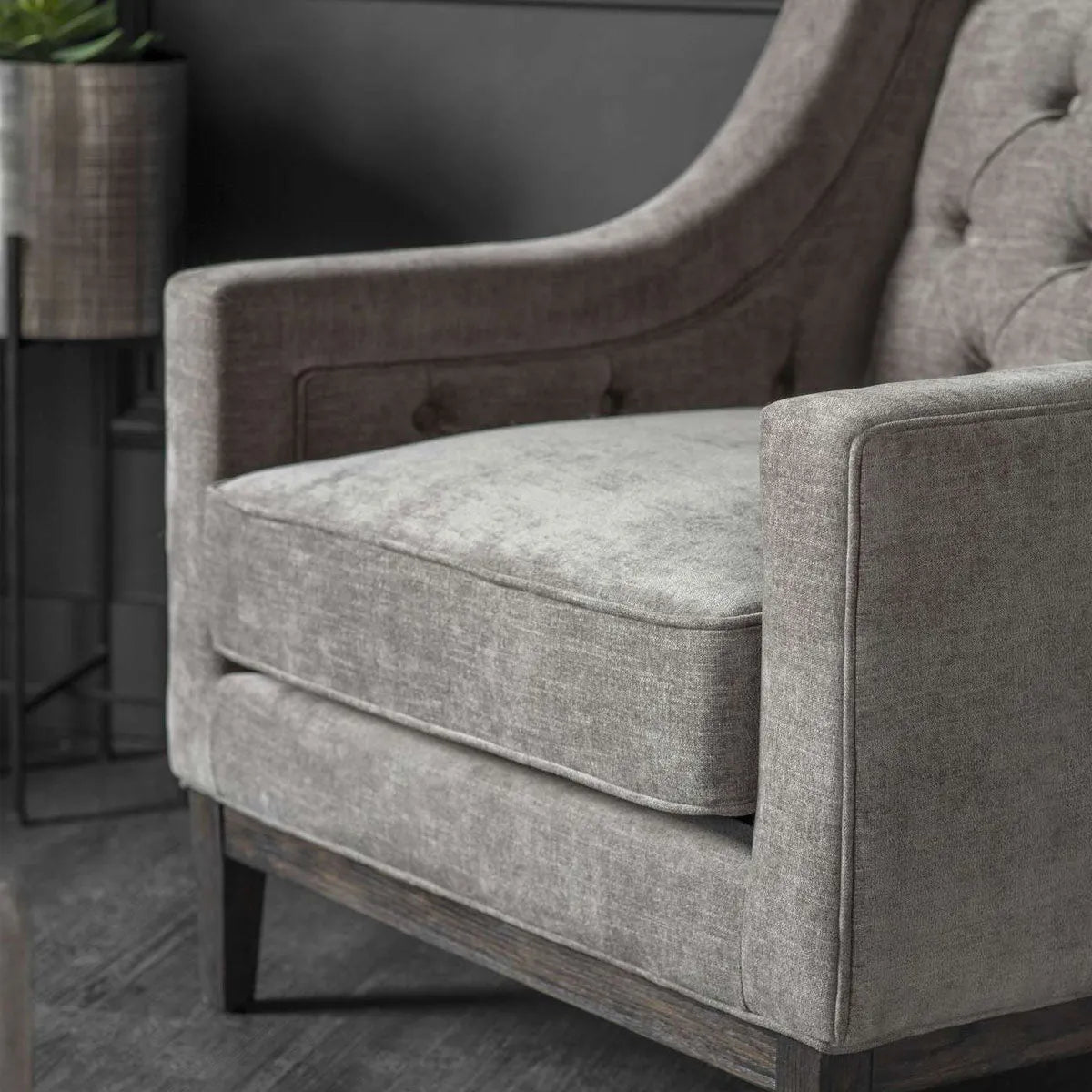 Theodore Buttoned Armchair - Courthouse Furniture