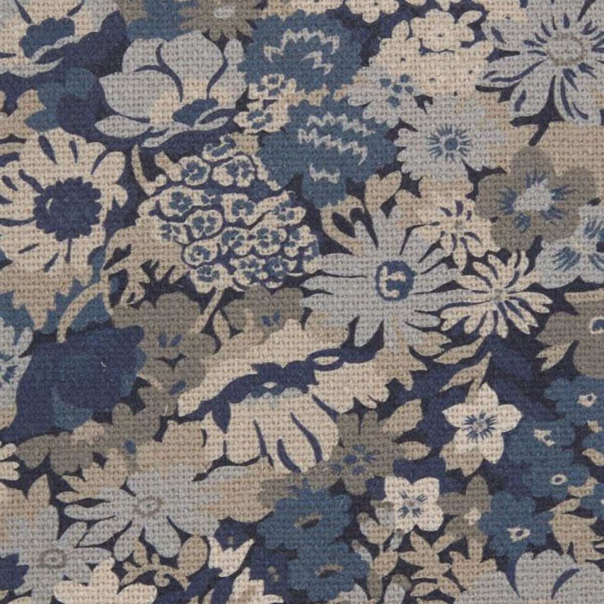 Thorpe House Fabric - Liberty