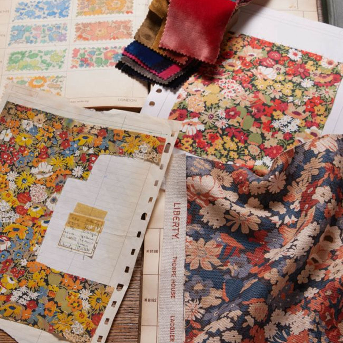 Thorpe House Fabric - Liberty