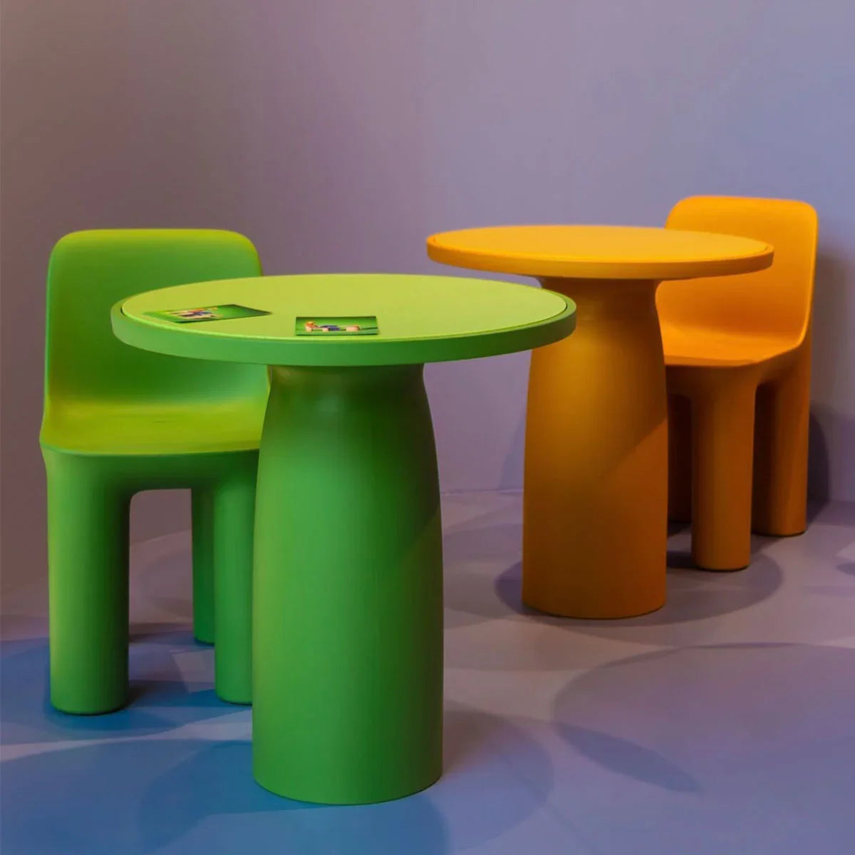 Toto High Table - Qeeboo