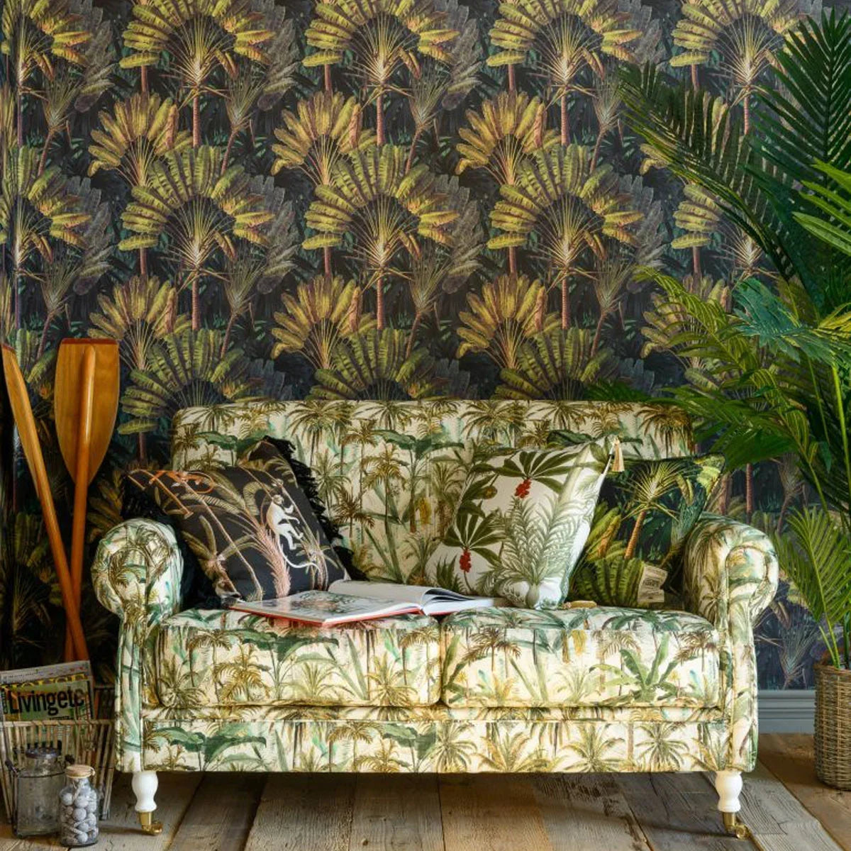 Traveller's Palm Wallpaper - Mind The Gap