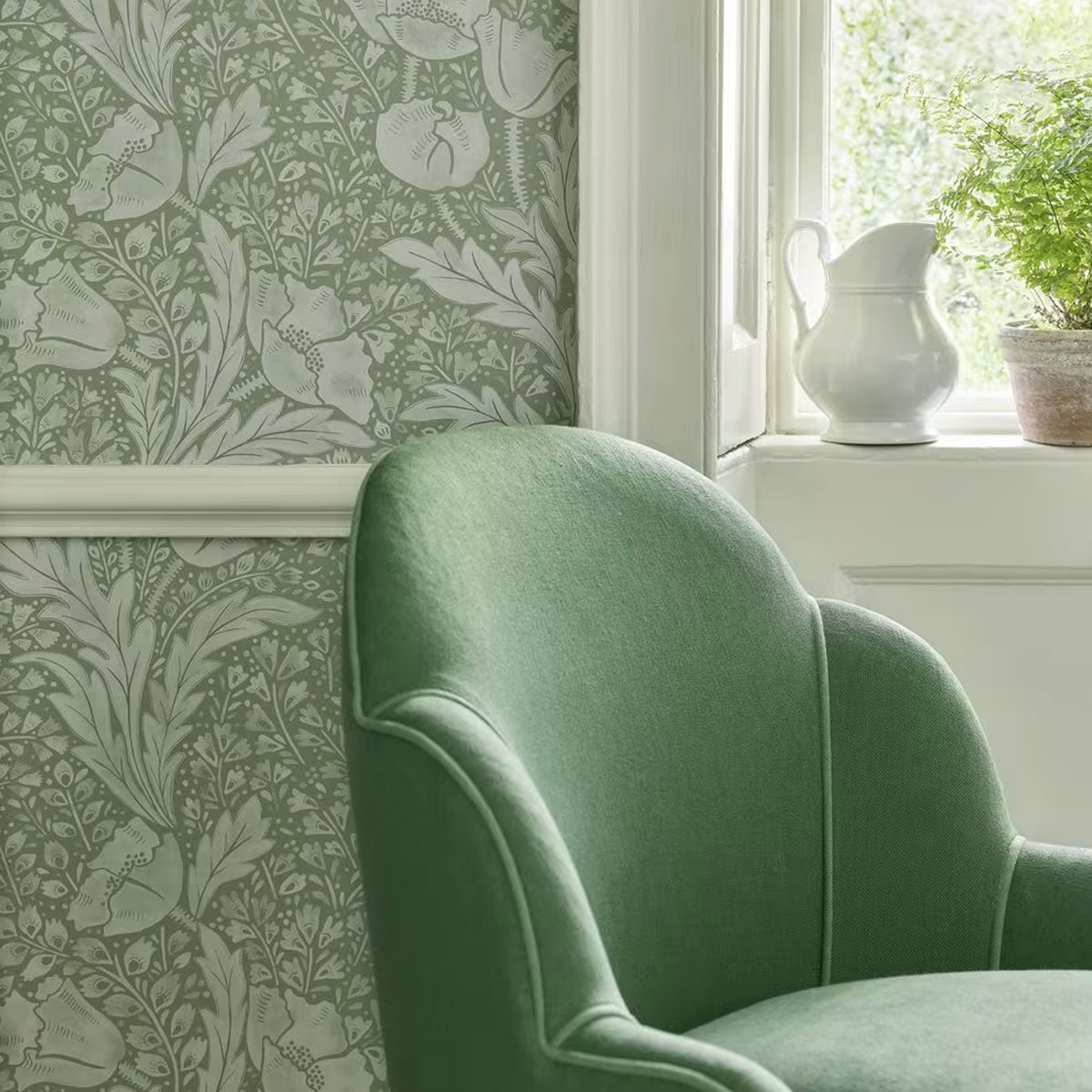 Tudor Poppy Wallpaper - Liberty