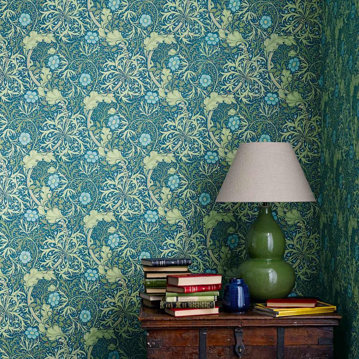 Morris &amp; Co &#39;Seaweed - Cobalt/Thyme&#39; Wallpaper