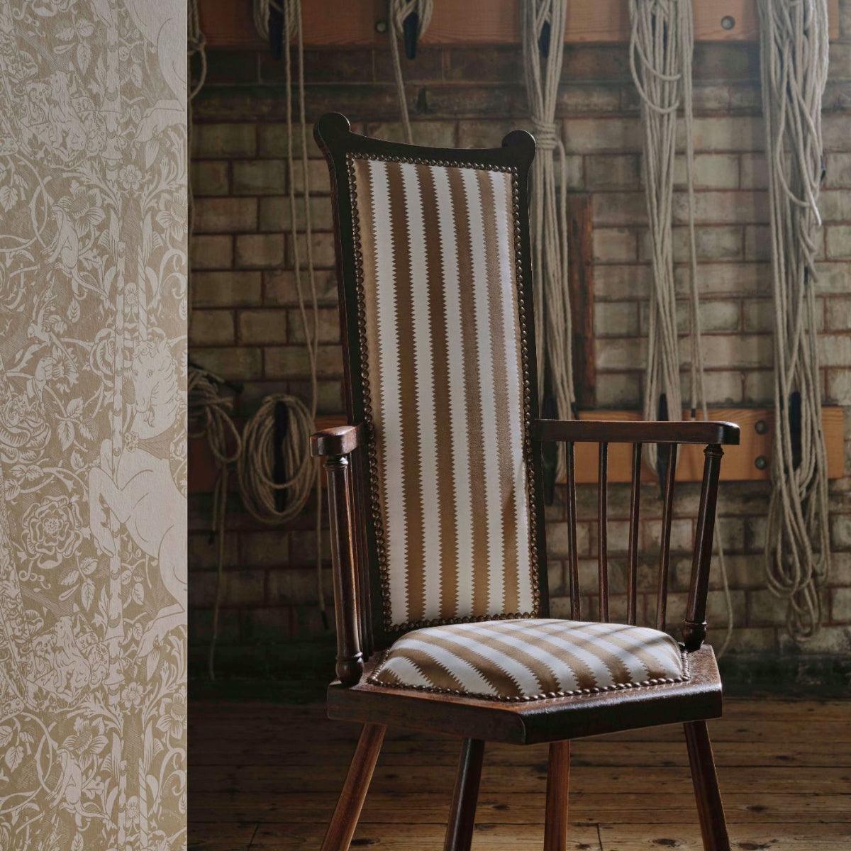 Sanderson x Giles Deacon &#39;Aurelia&#39;s Grail - Bone/Alabaster&#39; Wallpaper