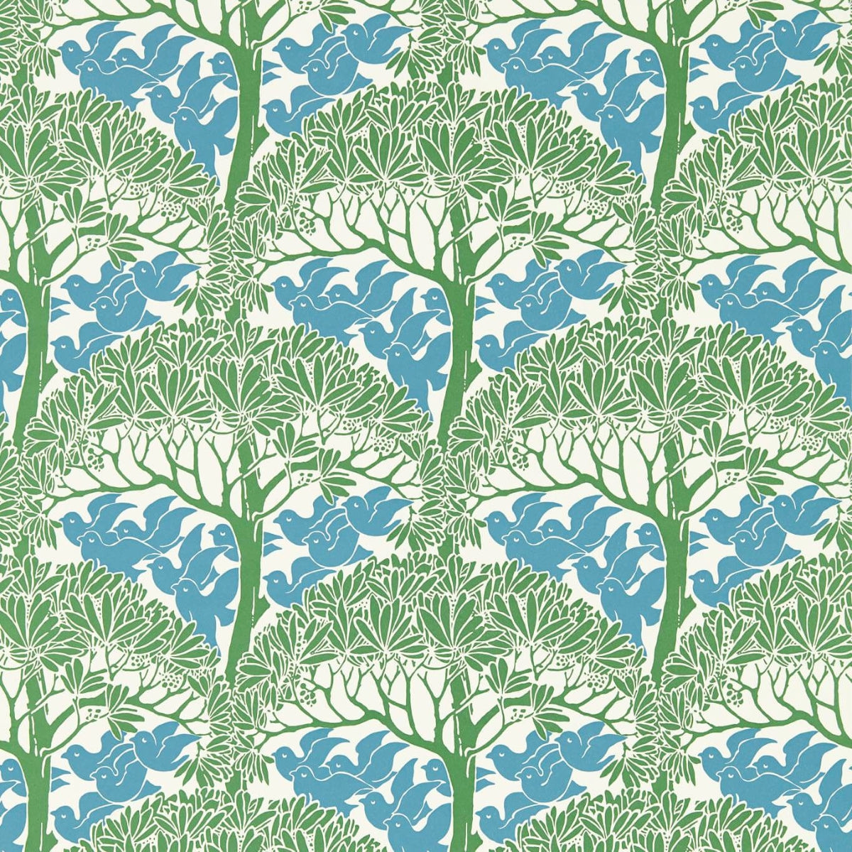 Morris &amp; Co &#39;The Savaric - Garden Green&#39; Wallpaper