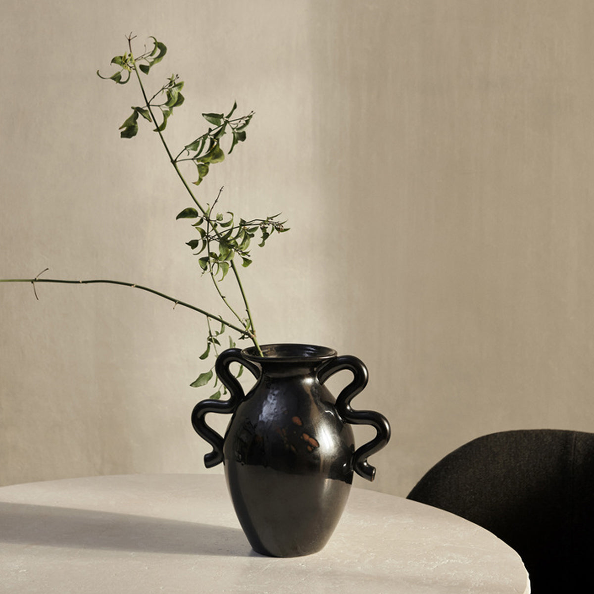 Verso Table Vase Black with a Brown Splash - ferm LIVING