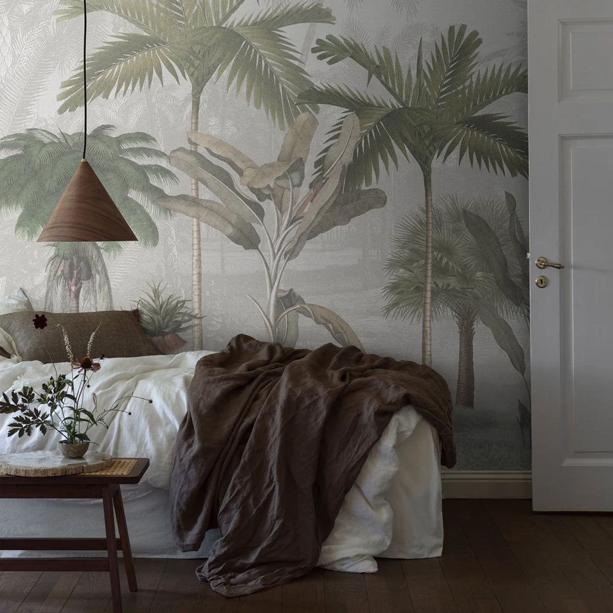 Vintage Palms Mural Wallpaper - Borastapeter
