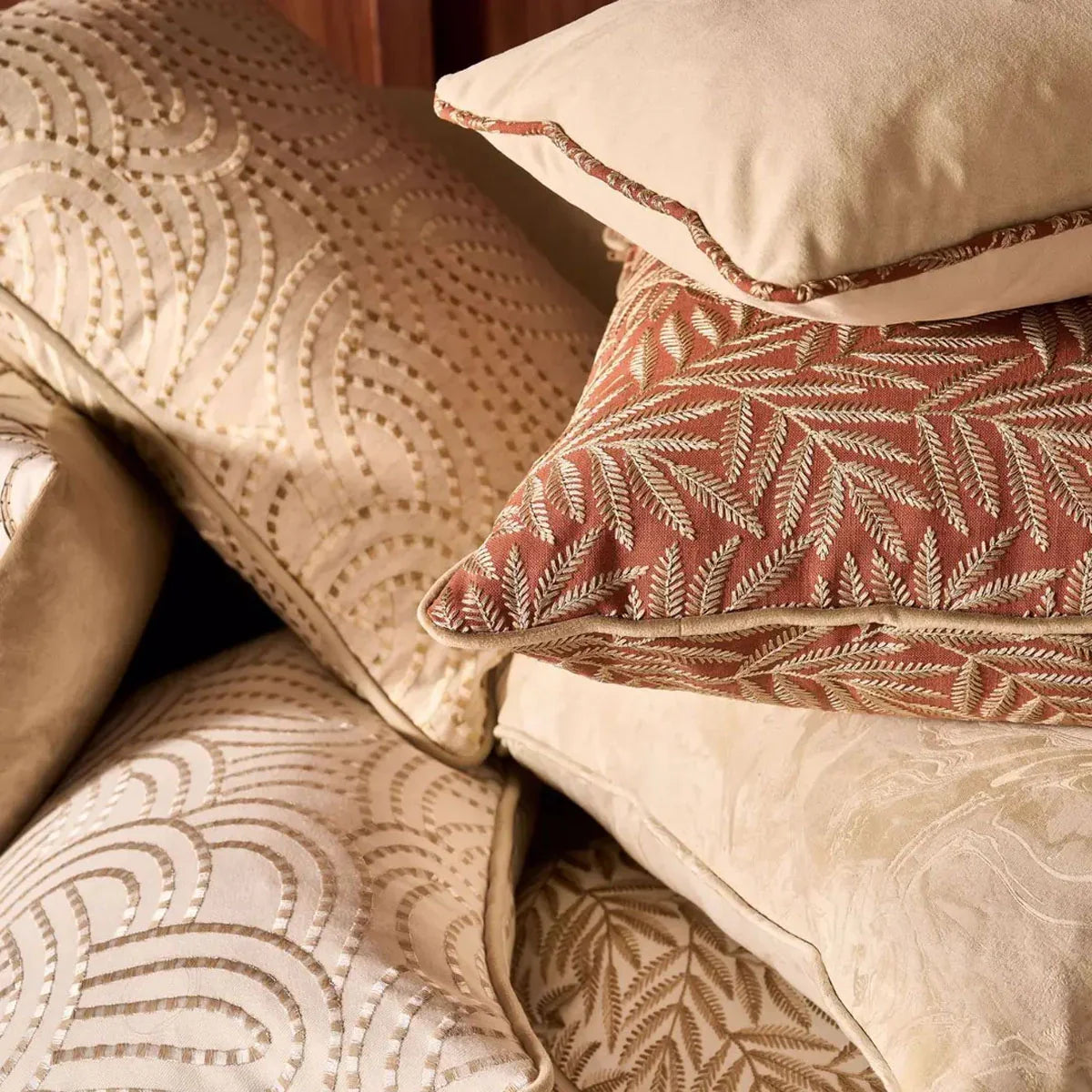Volu Fabric - Clarke & Clarke