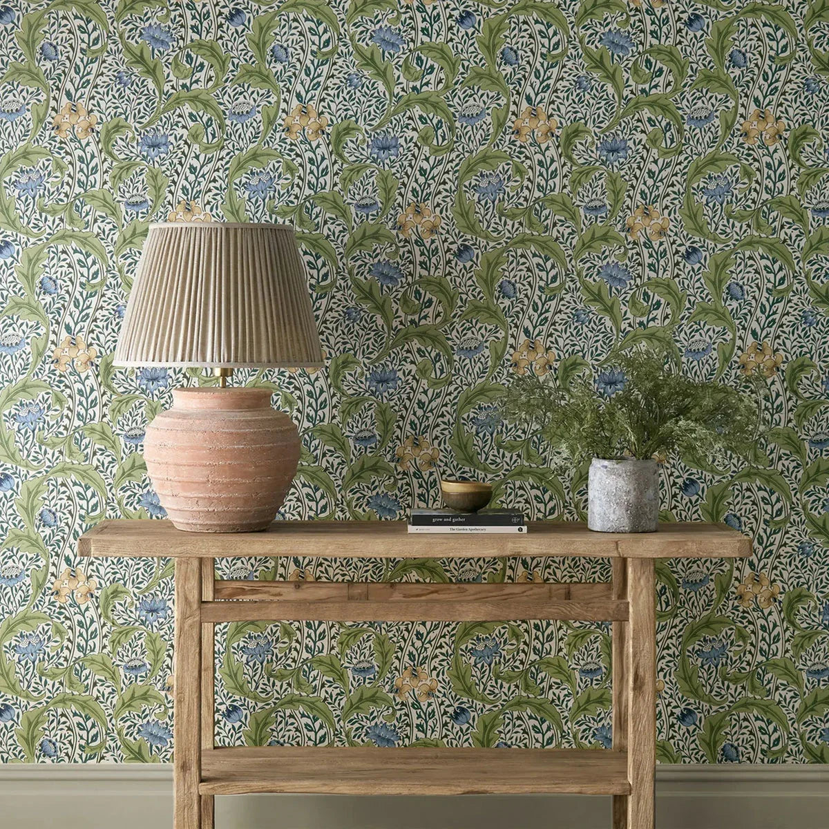 Wild Tulip & Vine Wallpaper - Morris & Co