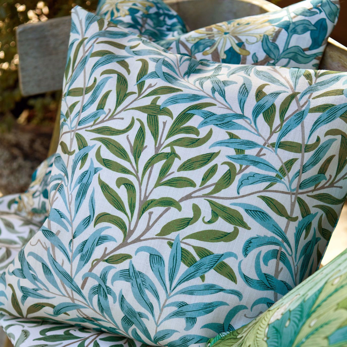 Morris &amp; Co &#39;Willow Bough - Nettle/Sky Blue&#39; Outdoor Fabric