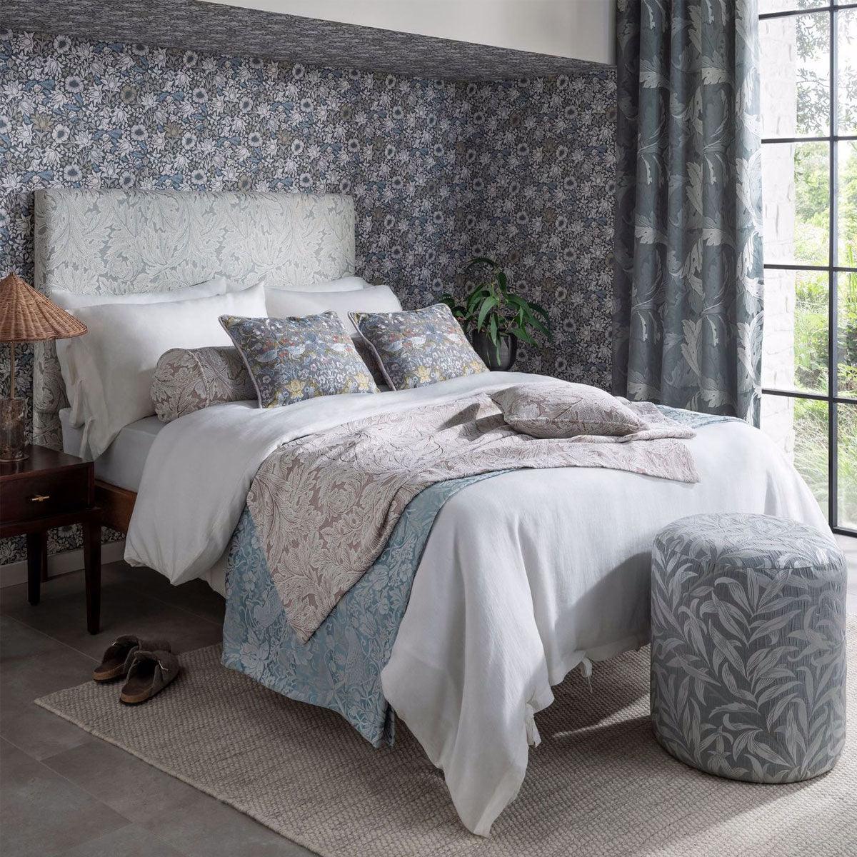 Clarke &amp; Clarke Willow Boughs Jacquard Fabric