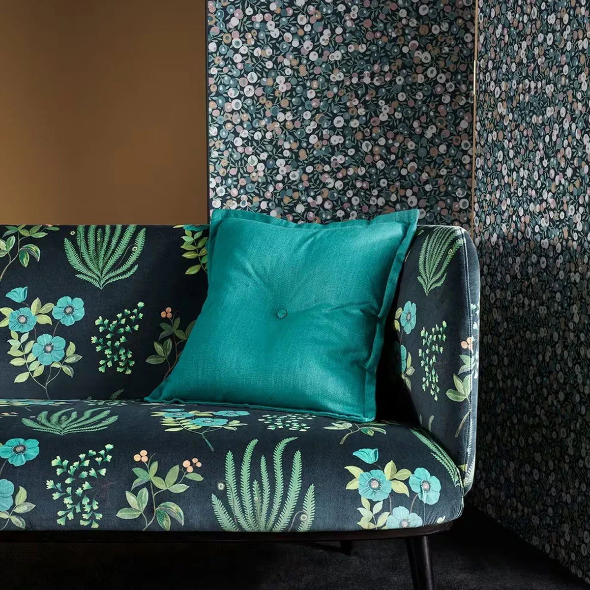 Wiltshire Blossom Wallpaper - Liberty