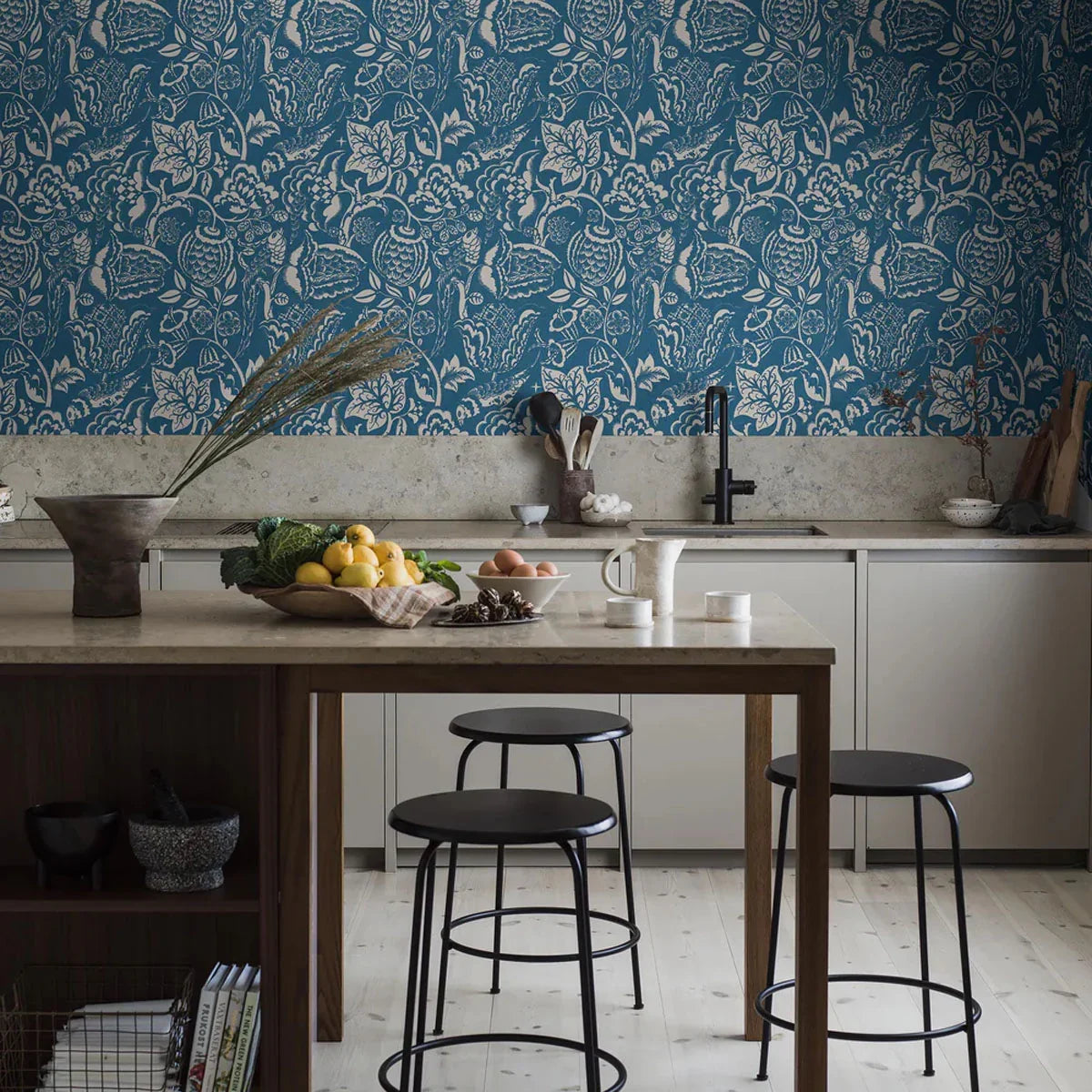 Wundervogel Mural Wallpaper - Borastapeter
