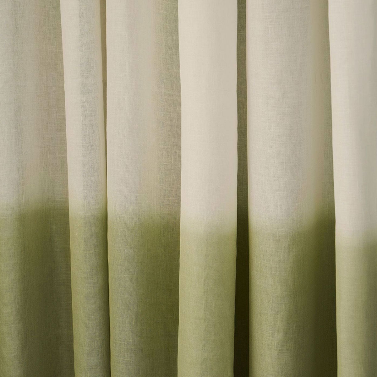 Harlequin Altura fabric – Aloe (2)
