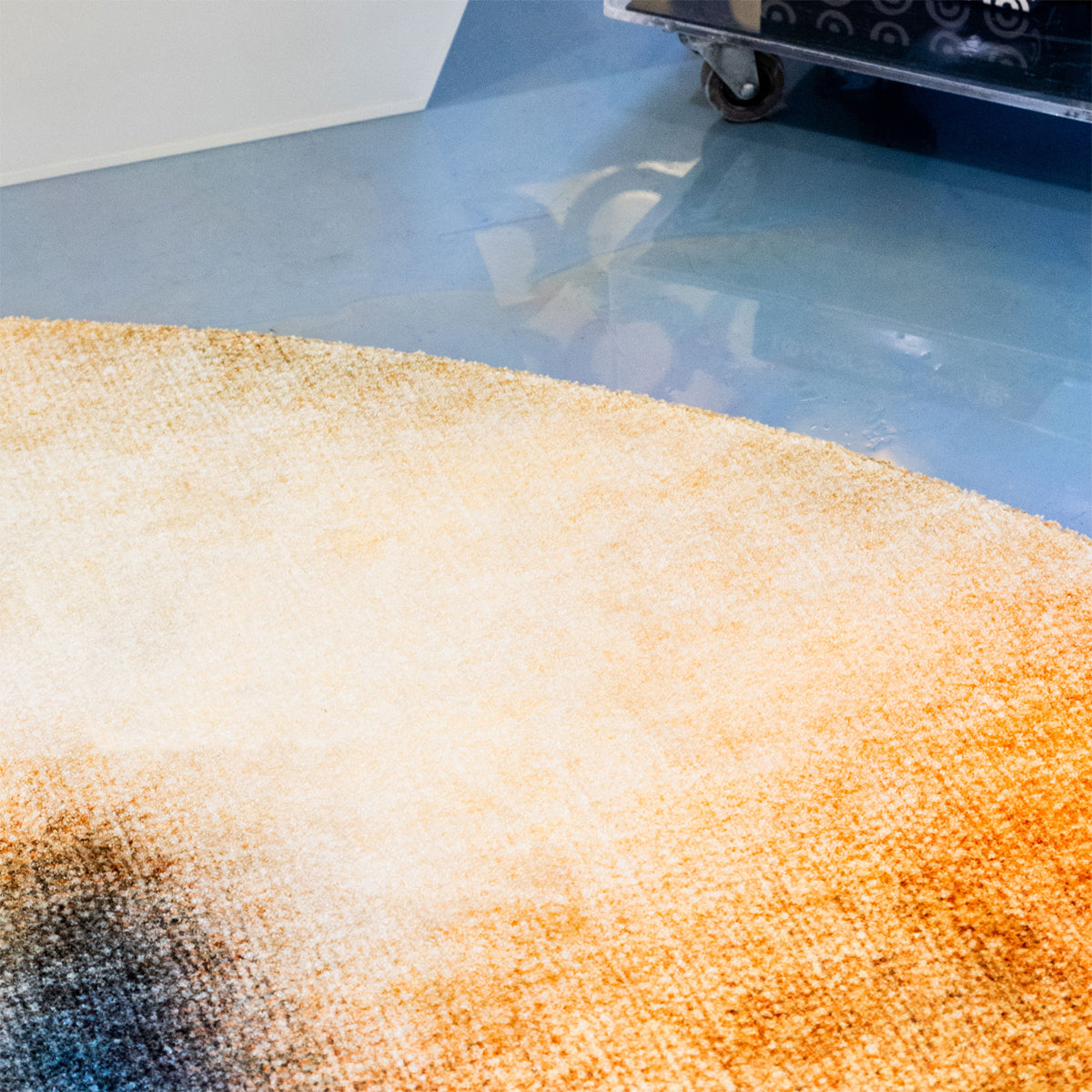 Blur Round Carpet by Stefano Giovannoni