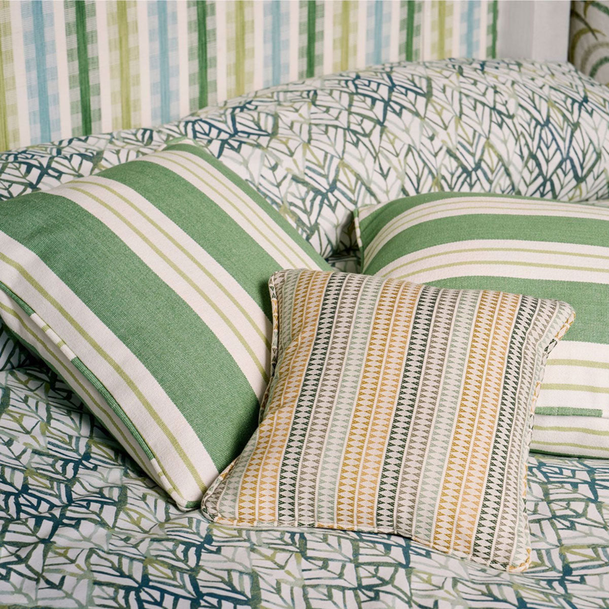 Clarke & Clarke Canopy fabric – Seafoam (4)