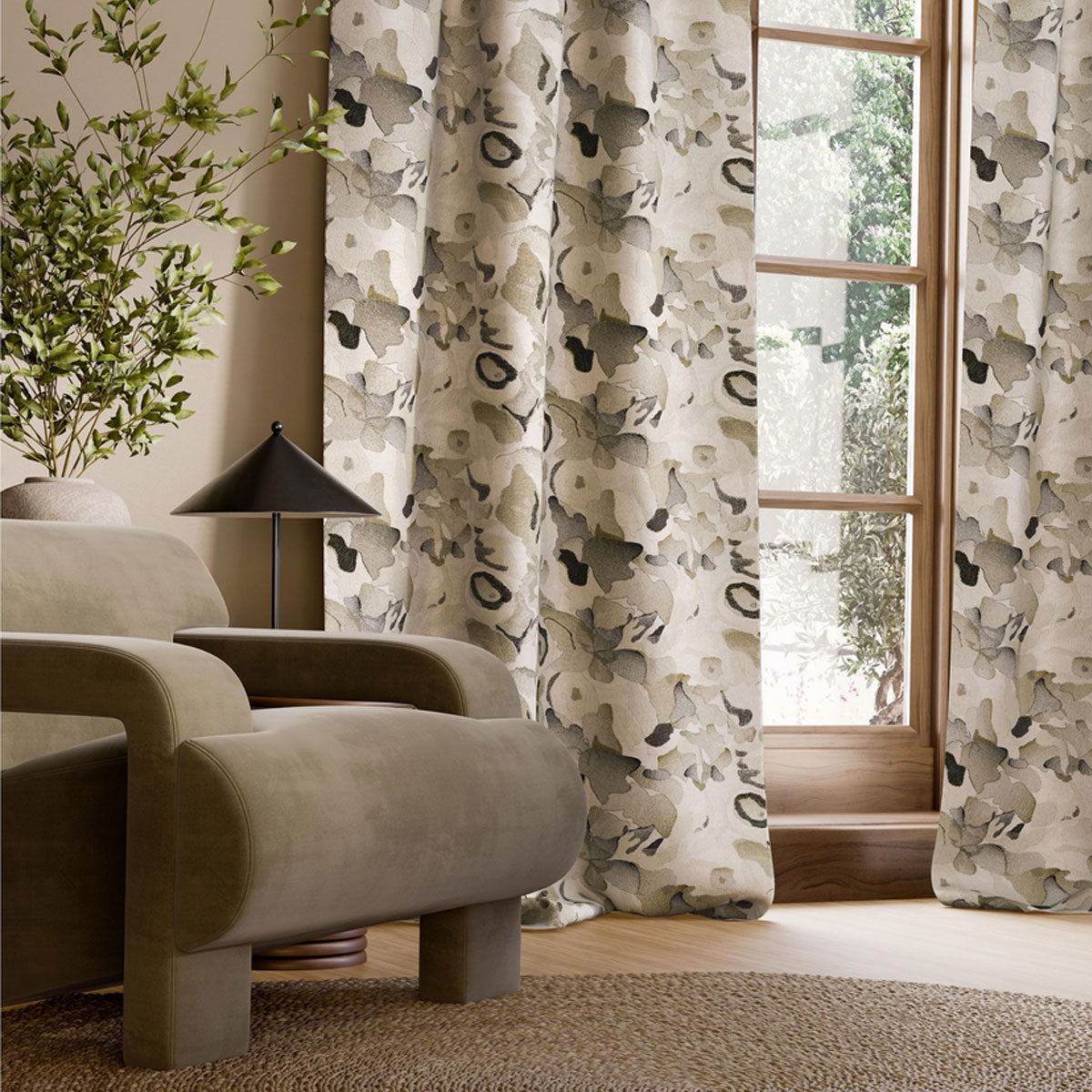Harlequin Flores Embroidery fabric (2)