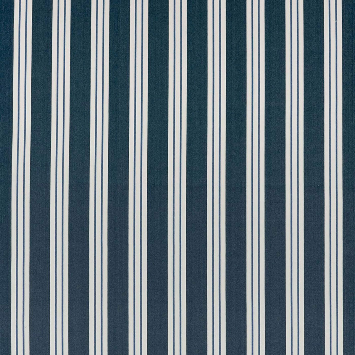 Clarke & Clarke Foxdale fabric – Navy/Delft (1)